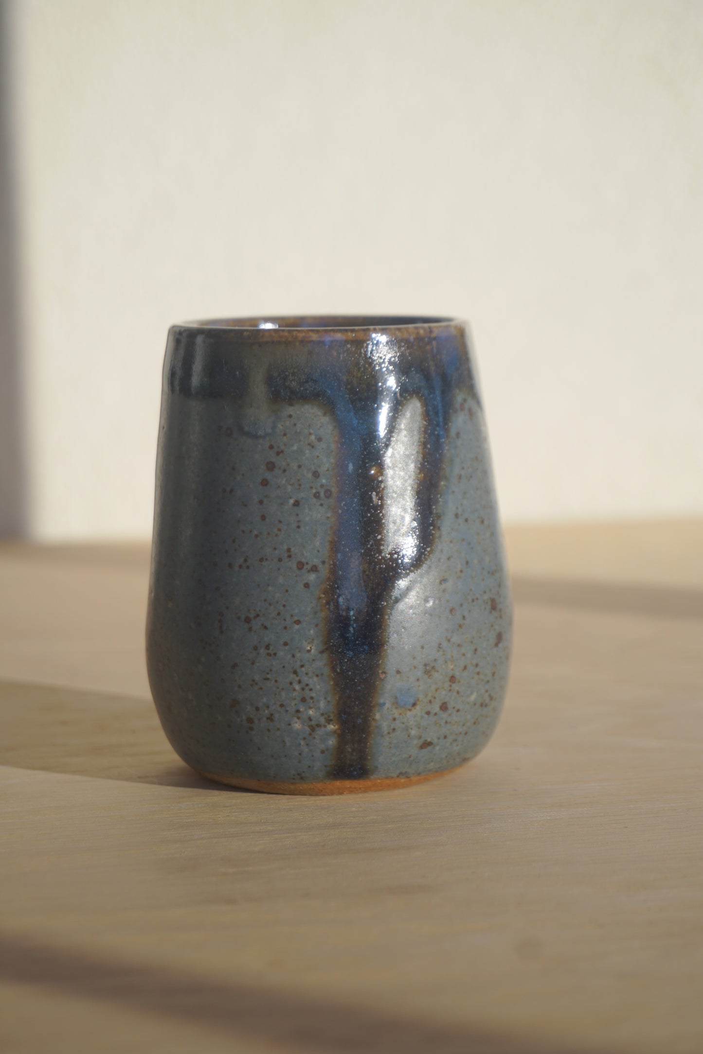 Blue yucca thumbprint tumbler