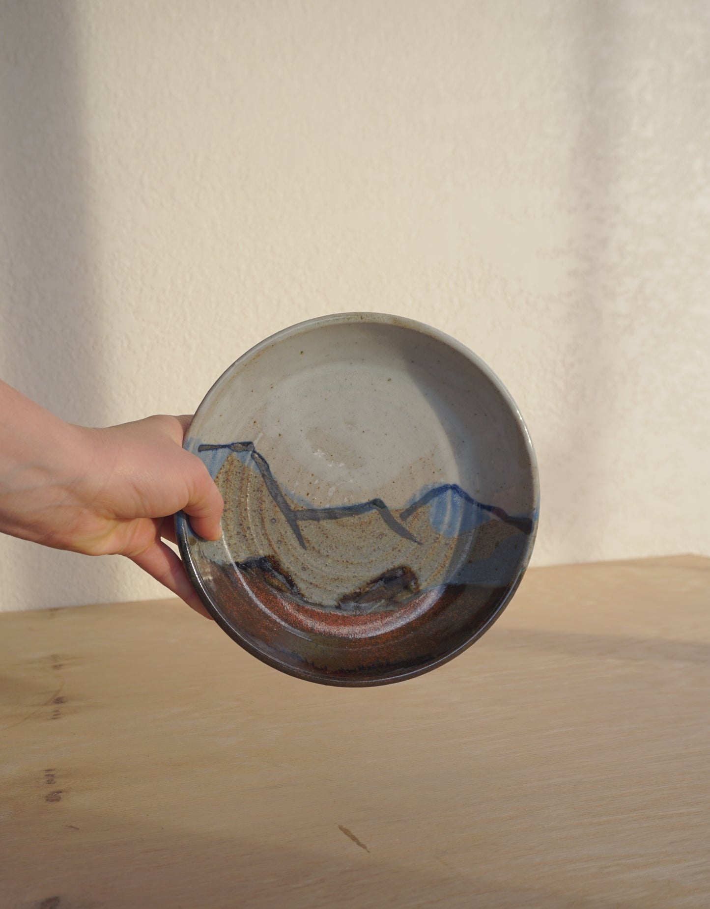 Mountain plate